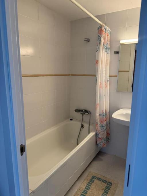 2Nda Linea Con Piscina En Miami Platja Apartment Miami Playa ภายนอก รูปภาพ